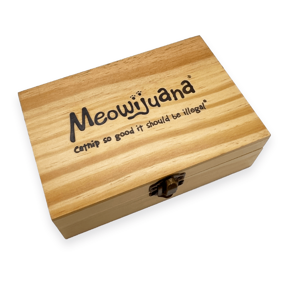 Cigar Box - Grand Daddy Purr Catnip Buds - Meowijuana - A Catnip Company